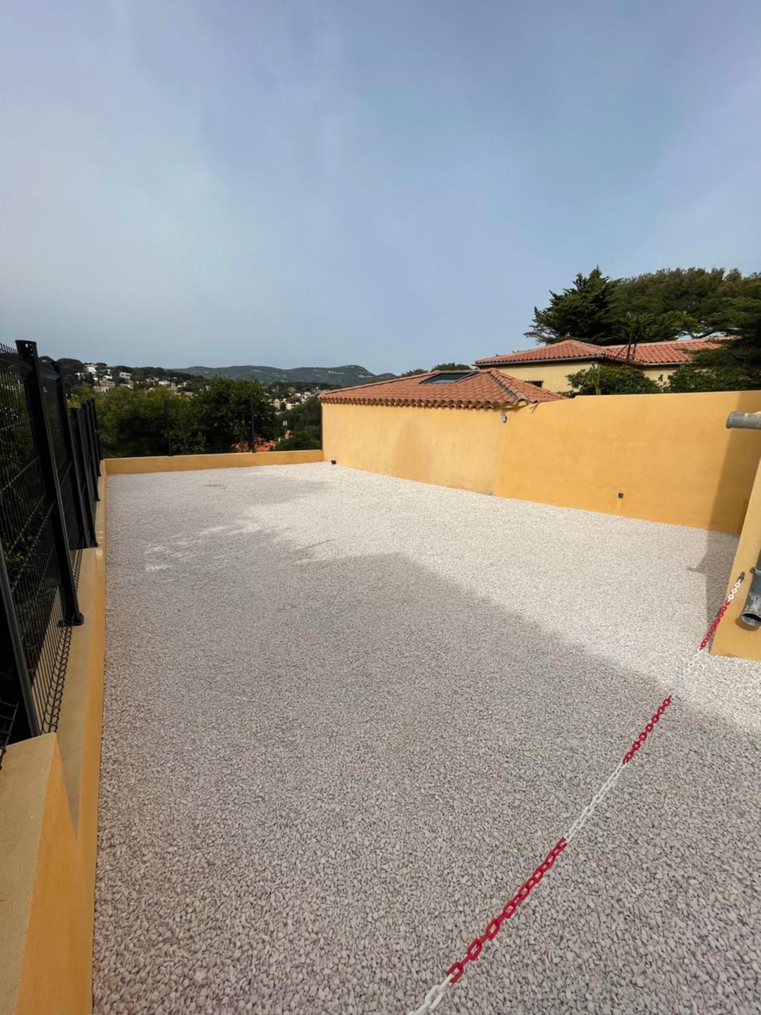 Confortable T2 Vue Mer Avec Terrasse Amenagee Et Parking Prive, Plage Et Port A Pied Санари-сюр-Мер Екстериор снимка